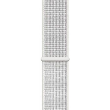 Apple Watch Nike+ Series 4, 44 мм, корпус из серебристого алюминия, спортивный браслет Nike цвета «снежная вершина»